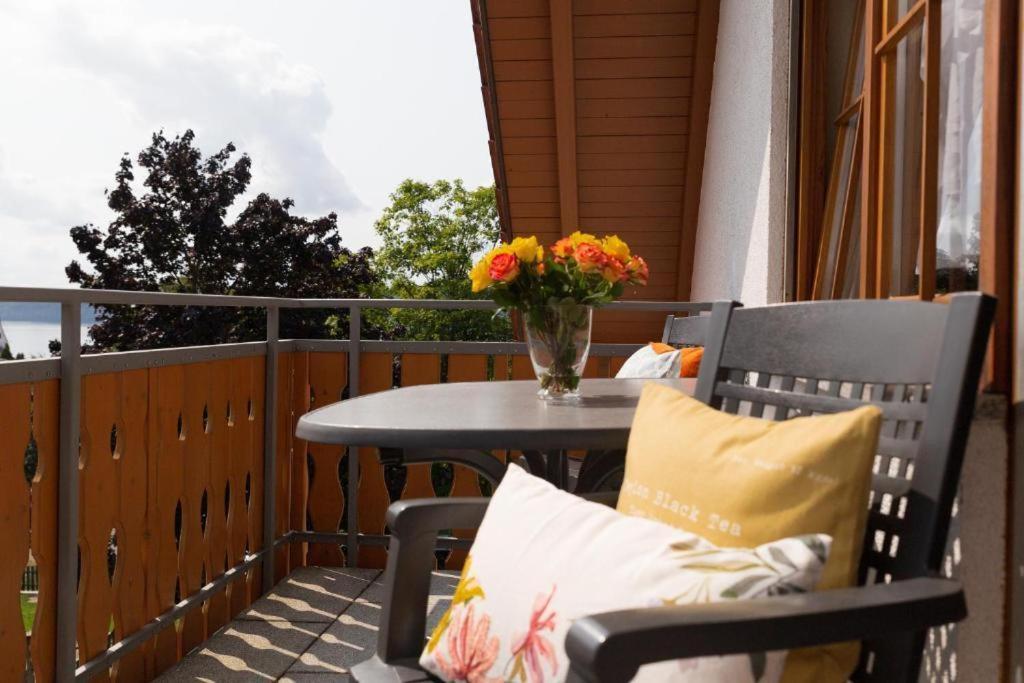 Gaestehaus St. Martin Sipplingen Extérieur photo
